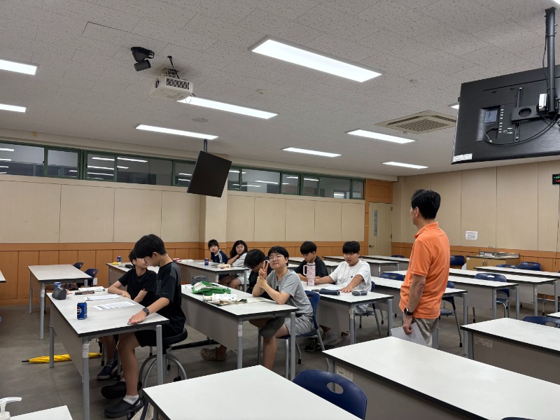 KakaoTalk_20250823_114313225_04.jpg